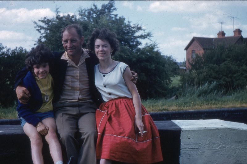 Young Linda and her mother Mary, with Dave's mate